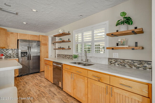 Building Photo - 458 Sandpiper Dr