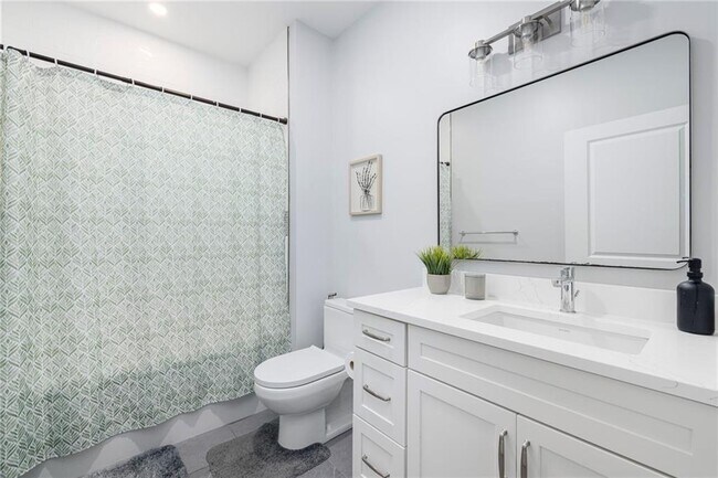 Building Photo - 46 W Valley Cir