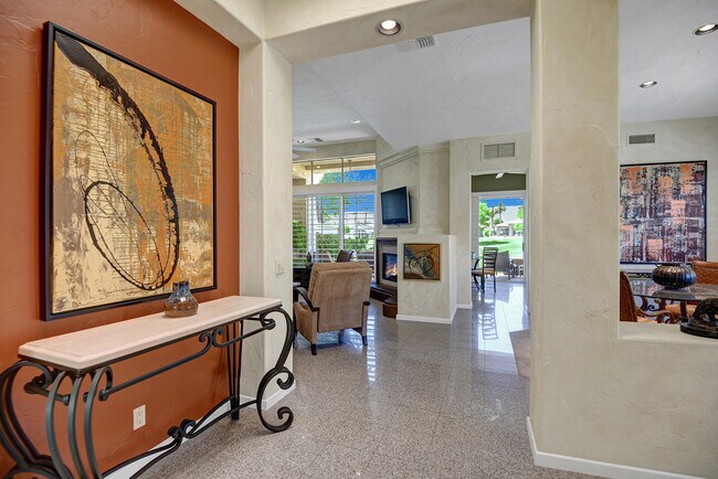 Building Photo - 383 Desert Holly Dr