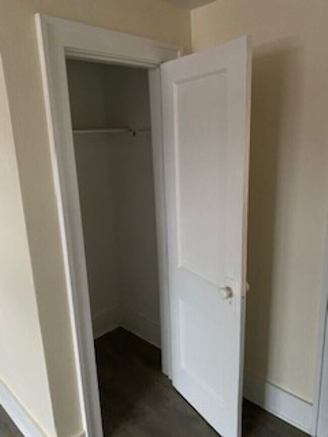 Building Photo - 1319 Clover Ave