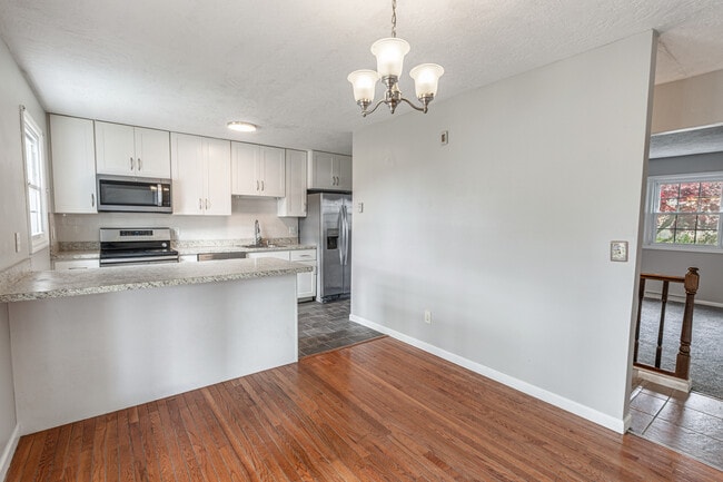 Building Photo - 3520 Tower Dr