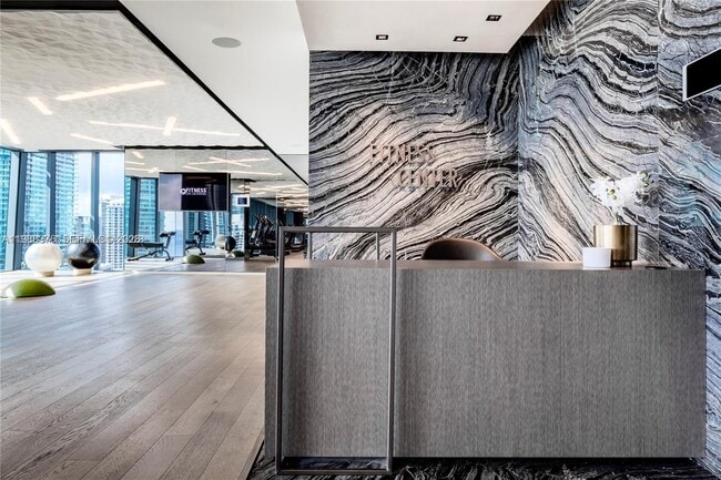 Building Photo - 1451 Brickell Ave