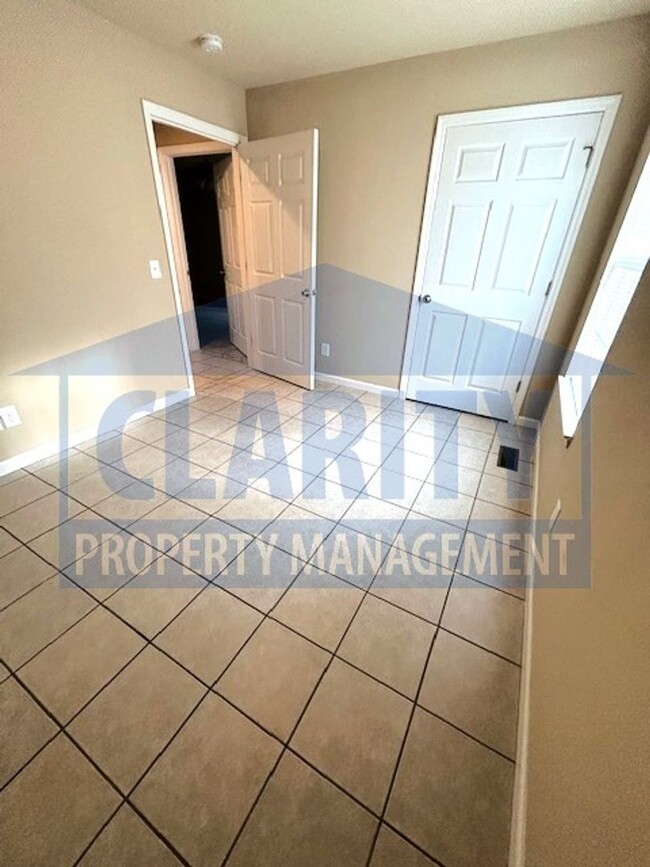 Building Photo - Adorable 2 bedroom home!