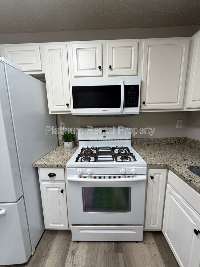 Building Photo - 2863 Estuary Dr