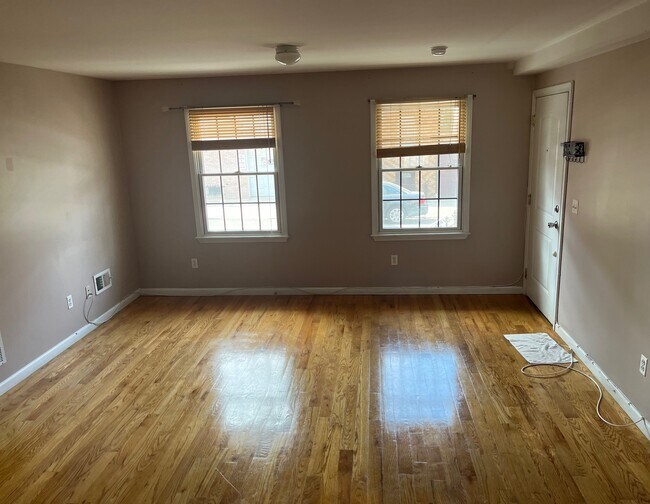 Building Photo - 159 Lafayette St