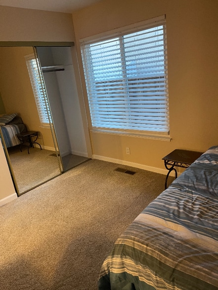 Building Photo - 1204 Woodflower Way