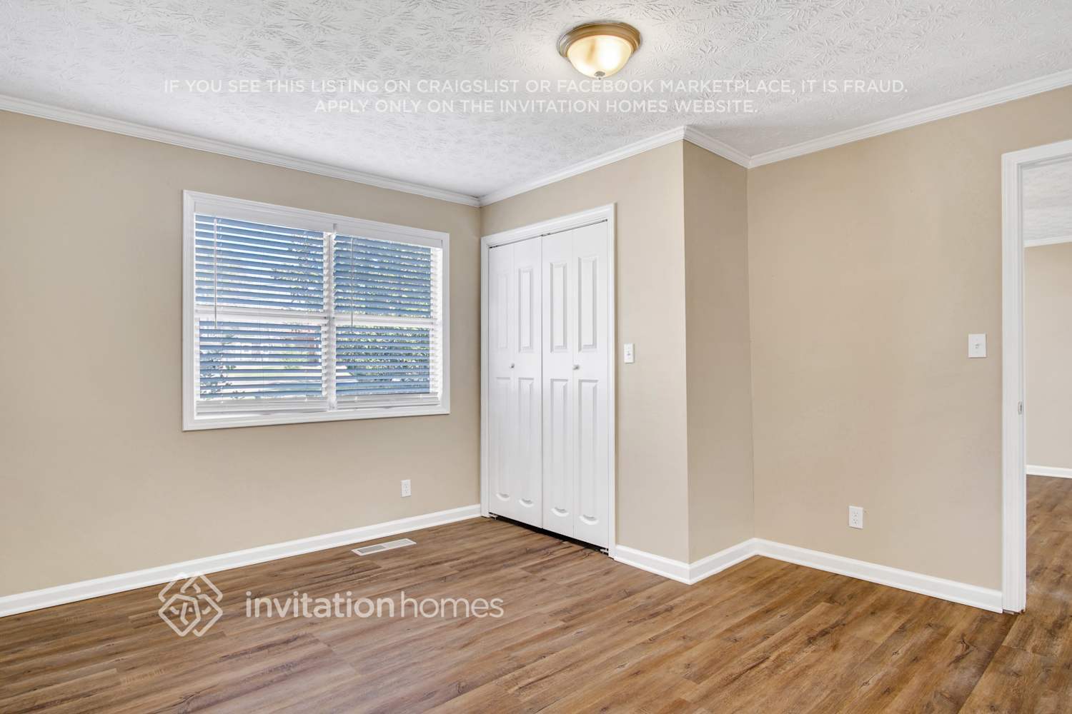 Building Photo - 521 Ivy Ln