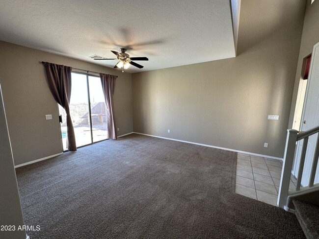 Building Photo - 16914 S Cedarwood Ln
