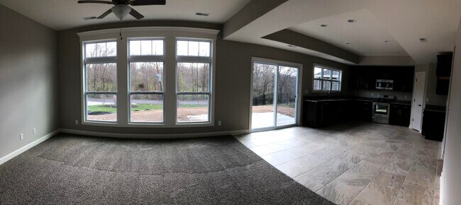 Building Photo - 7414 Pemberton Dr