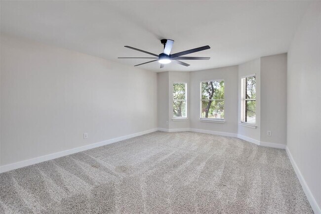 Building Photo - 10903 Claywood Dr