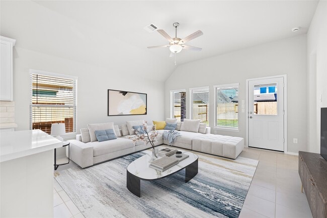 Building Photo - 415 Twilight Mdw Wy