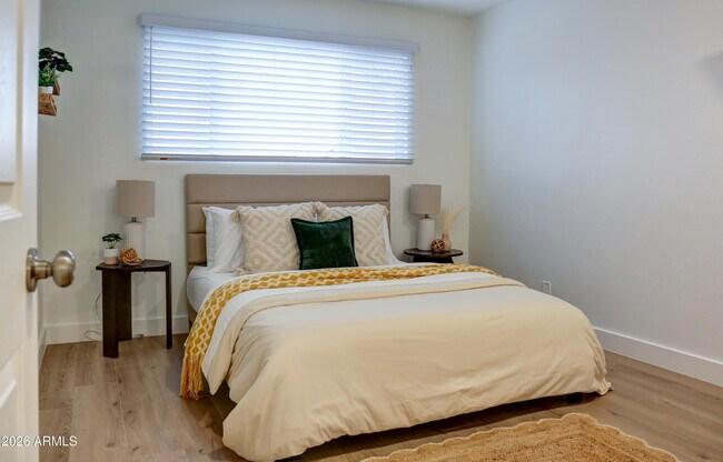 Building Photo - 7225 E Villa Way