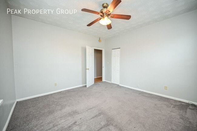 Building Photo - 2610 Woodburn Ave