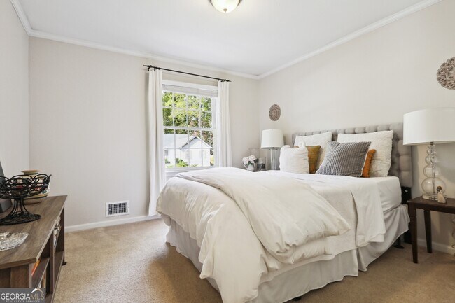 Building Photo - 515 Rock Shadow Ct