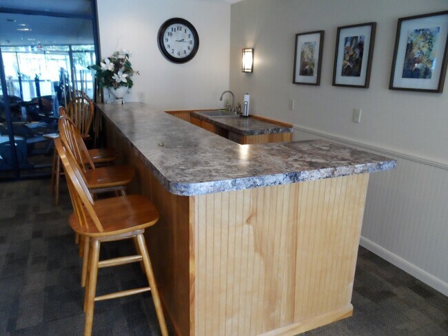 Building Photo - FURNISHED SIX MONTH RENTAL WATER VIEW BAHIA DEL MAR APRIL 29, 2026-OCT. 31, 2026