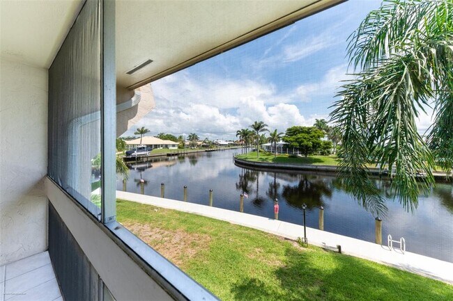 Building Photo - 1080 Bal Harbor Blvd