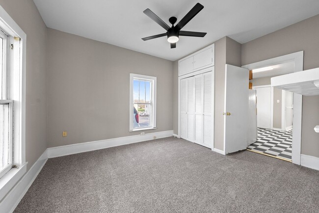 Building Photo - 2 Bedroom Home Near APSU Campus For Rent!