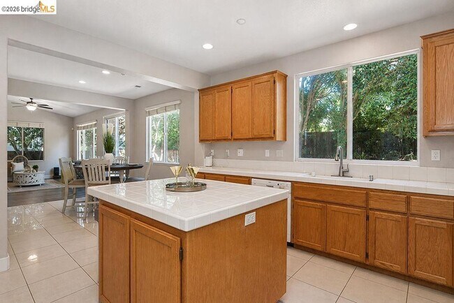 Building Photo - 2913 Haddington Ct