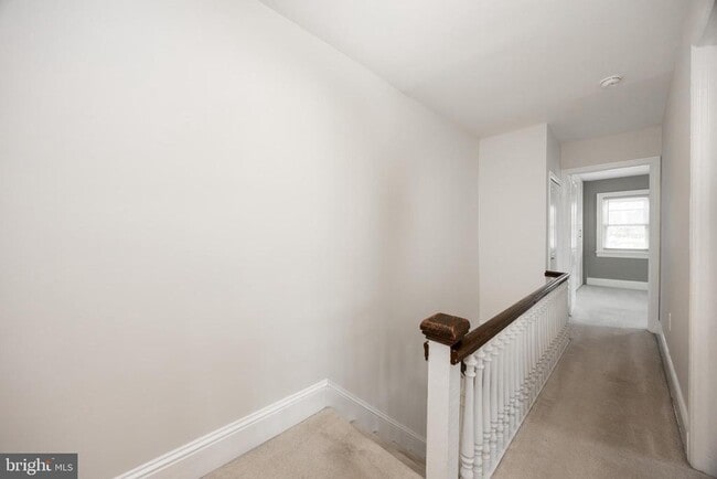 Building Photo - 547 Northbrook Rd