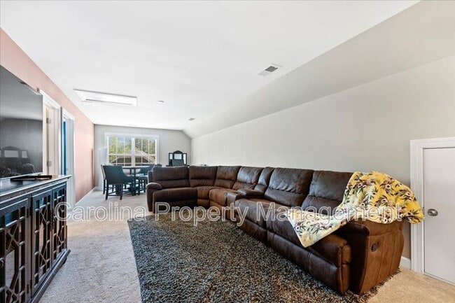 Building Photo - 13831 Derby Farm Ln