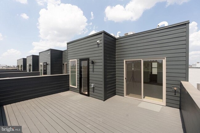 Building Photo - 3029 Bridgeview walk