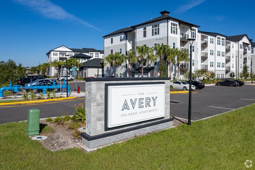 The Avery 1000 Avery Village Loop Orlando FL 32825 Apartment Finder