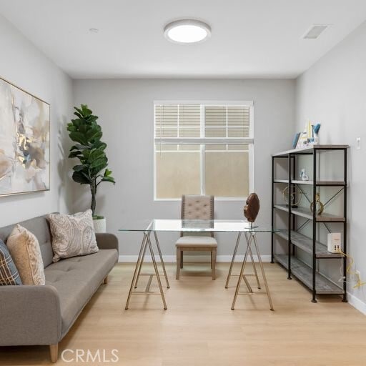 Building Photo - 136 Modjeska