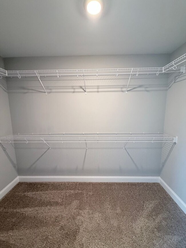 Building Photo - 219 Otters Rdg Dr