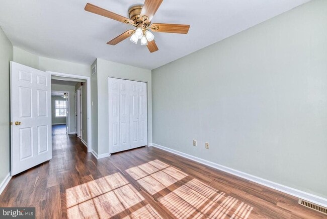Building Photo - 307 Glenn Rose Cir