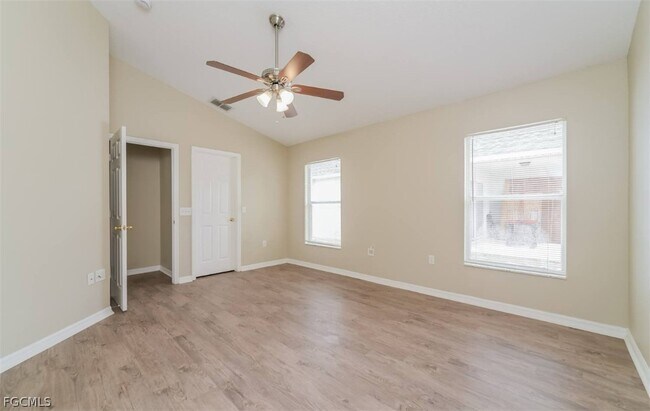 Building Photo - 202 SW 16th Terrace