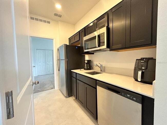 Building Photo - 2632 Golden Trout Wy