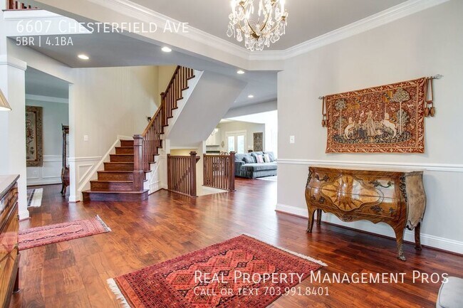 Building Photo - 6607 Chesterfield Ave
