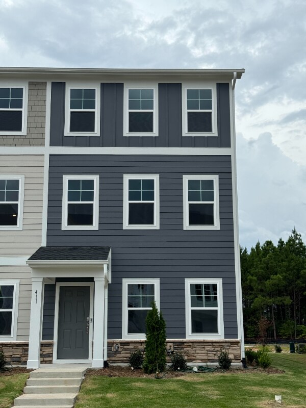 Building Photo - 411 Carolina Spgs Blvd