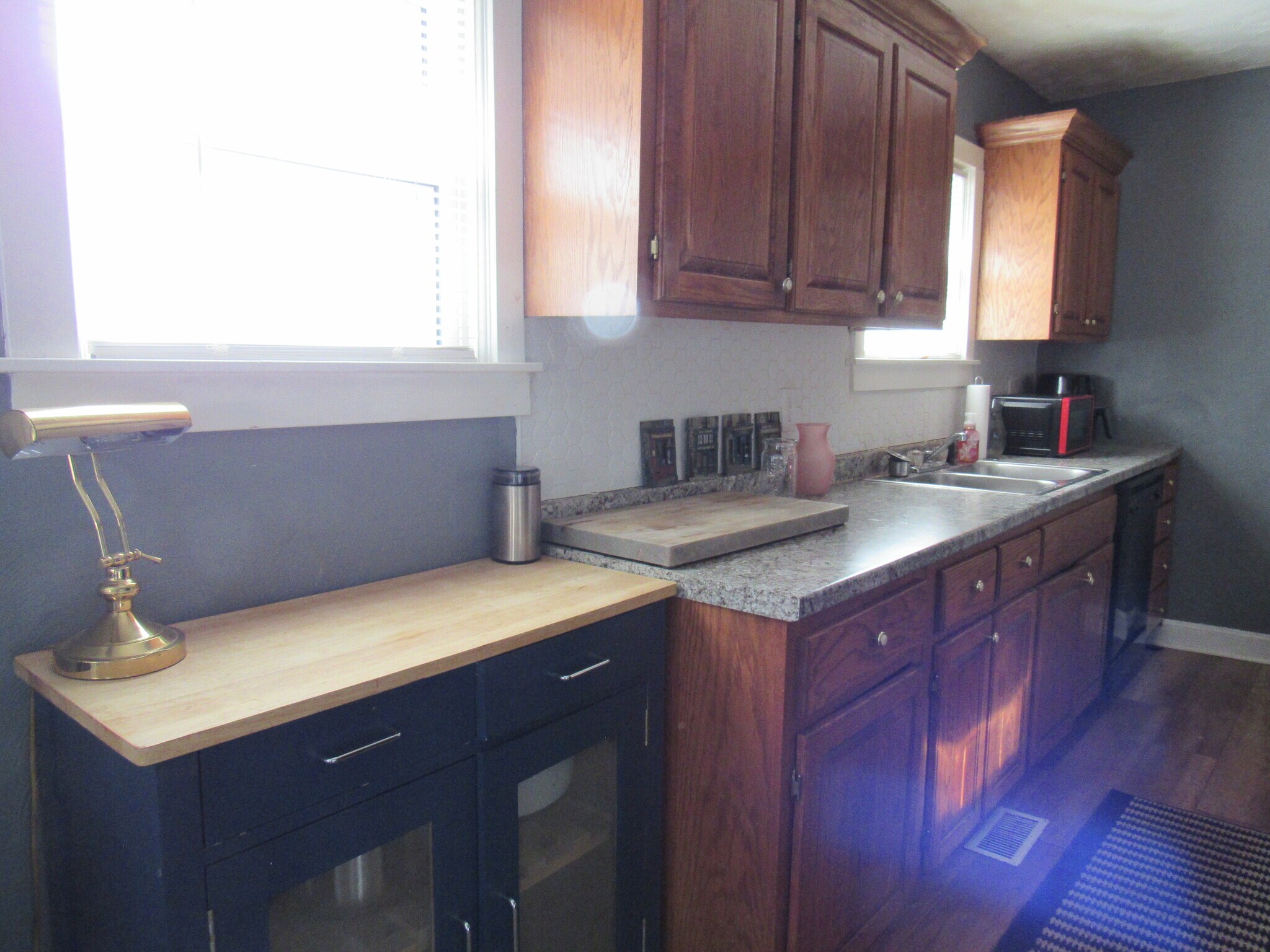 Building Photo - 5004 Euclid Ave