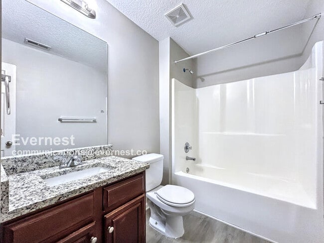 Building Photo - 1214 Bordeau Way