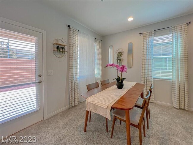 Building Photo - 6983 Atwood Peaks Ave