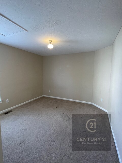 Building Photo - 3572 Park Crest Ln