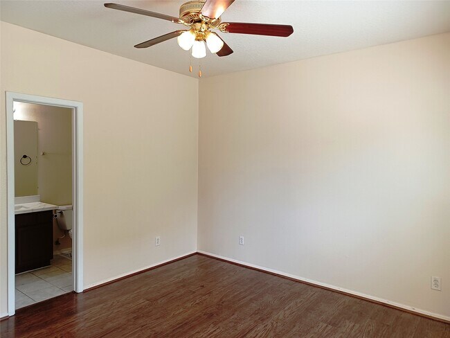 Building Photo - 20526 Patriot Park Ln