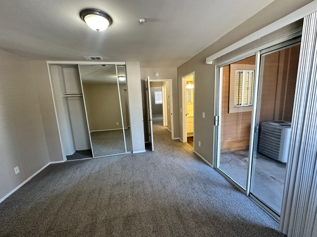 Upstairs bedroom w/ bathroom and balcony - 764 W Phillips St