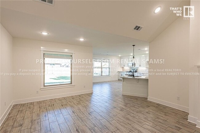 Building Photo - 44 Watson Ln