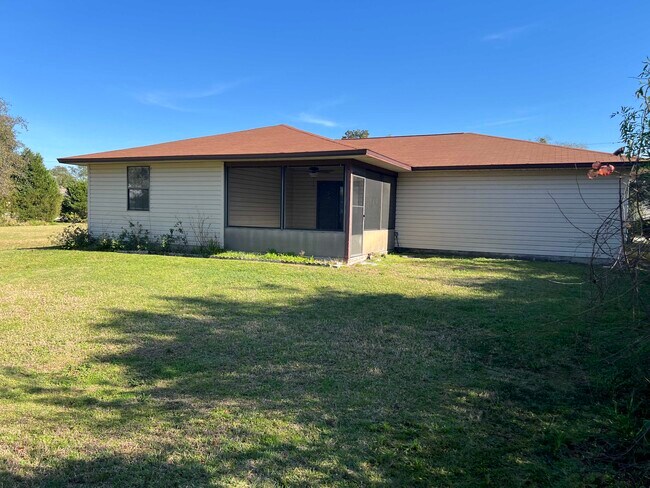 Building Photo - 33 Fernwood Lane