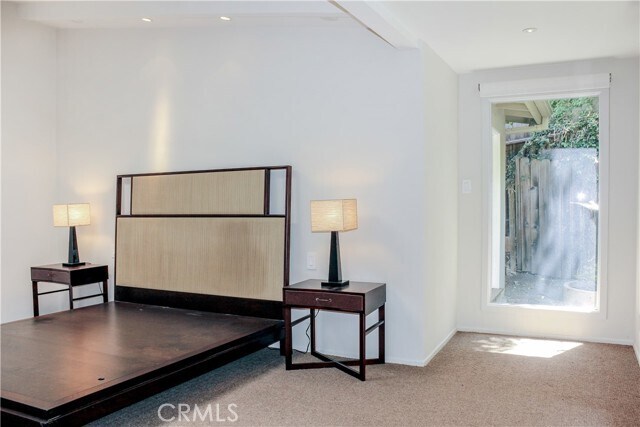 Building Photo - 2412 Canyon Oak Dr