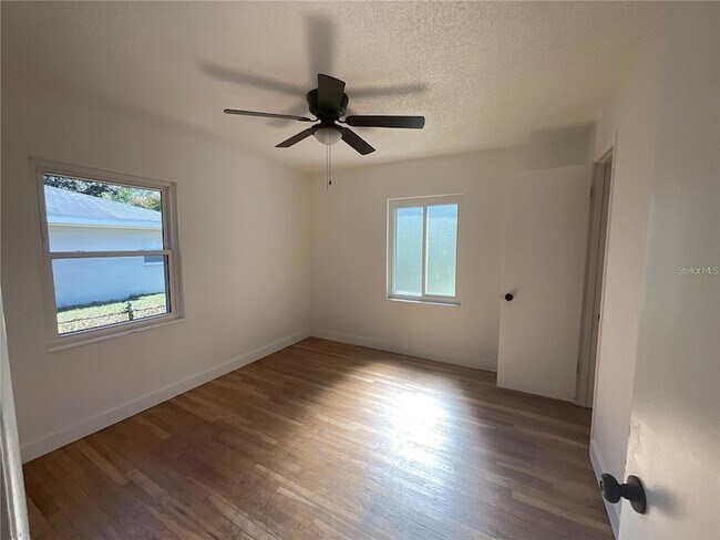 Building Photo - 117 Deen Blvd