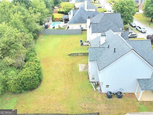 Building Photo - 3385 Wellbrook Dr