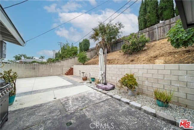 Building Photo - 7386 Alta Cuesta Dr