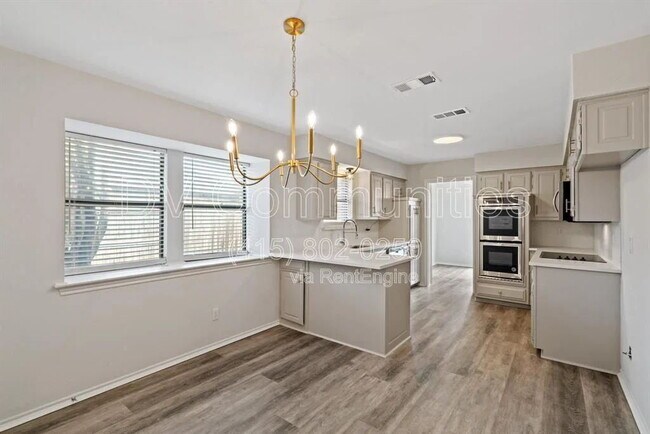 Building Photo - 4BR/2BA Lewisville Home — 1,931 Sq Ft, Modern Finishes & Flexible Bonus Space