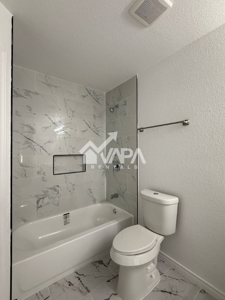 Building Photo - 4103 Sunrise Glade Dr