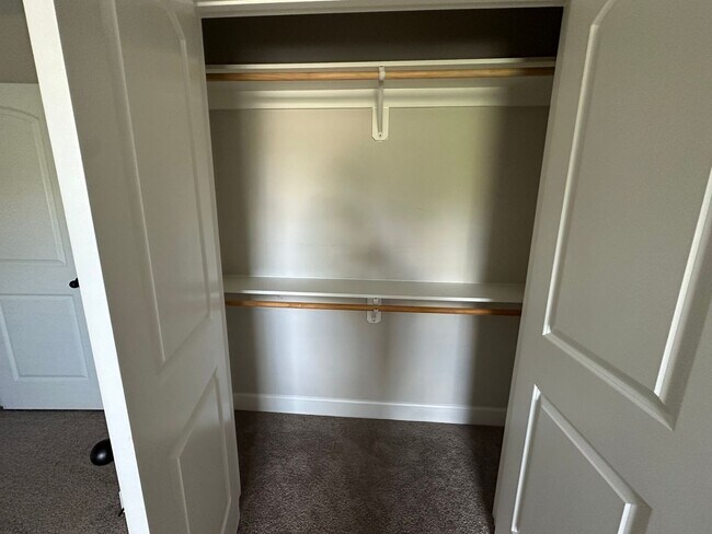 Building Photo - 4BED / 2.5BATH BEAUTIFUL HOME IN ANDERSON ...