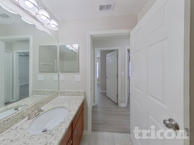 Building Photo - 3207 Murray Hill Loop