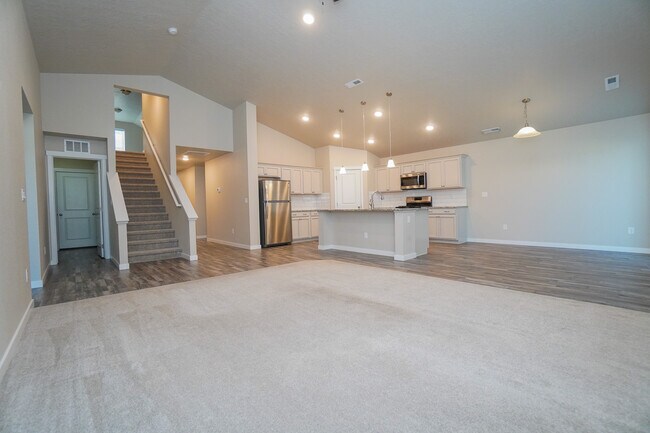 Building Photo - 3067 N Greengate Wy